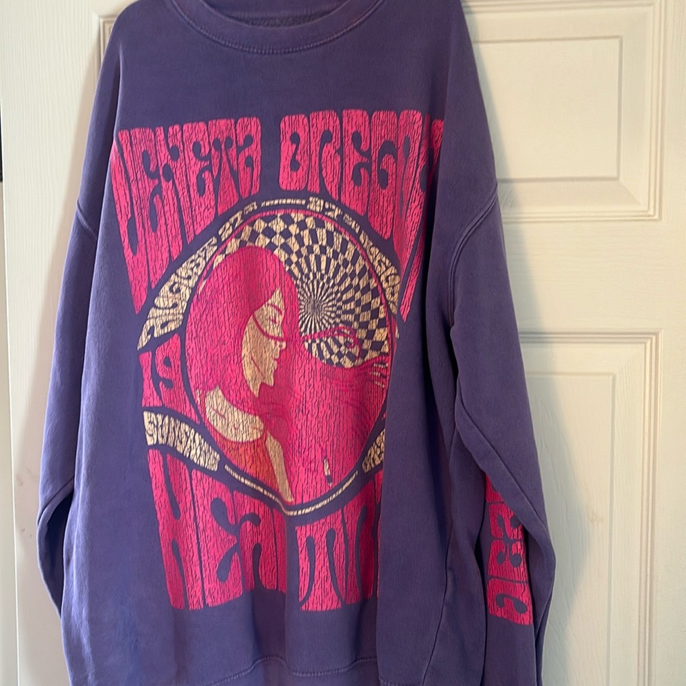 Urban Outfitters Purple and Pink Graphic Sweatshirt